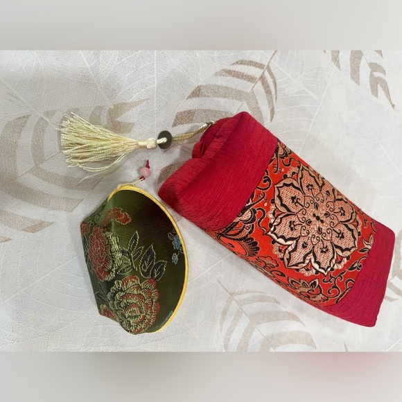 Vintage Coin Purse and makeup bag - Picture 9 of 9